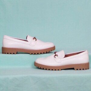 A NEW DAY size 8.5 white lug-sole loafers cushioned insoles/arch supports